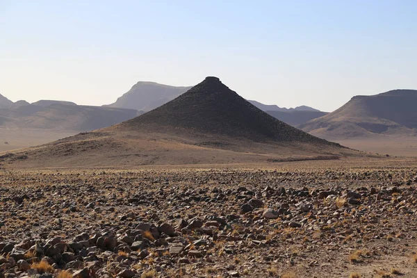 Namibya, Aus 'tan Sossusvlei' ye giden yolda manzara. — Stok fotoğraf