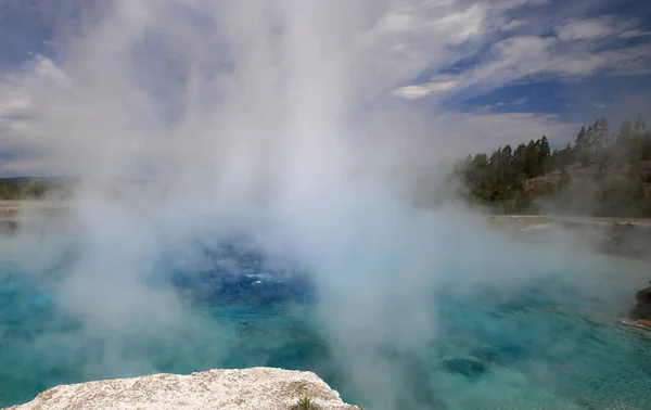 Cratere Excelsior Geyser, Parco Nazionale di Yellowstone — Foto Stock