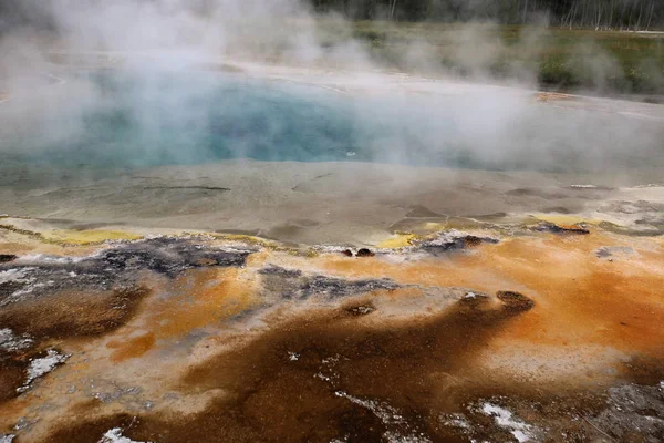 Black Sand Basin Area, Yellowstone National Park — Stockfoto