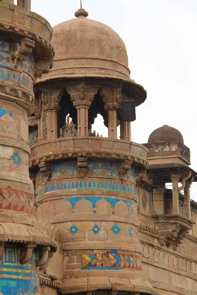 Fuerte Gwailor denominado por el colorido Fuerte, India —  Fotos de Stock