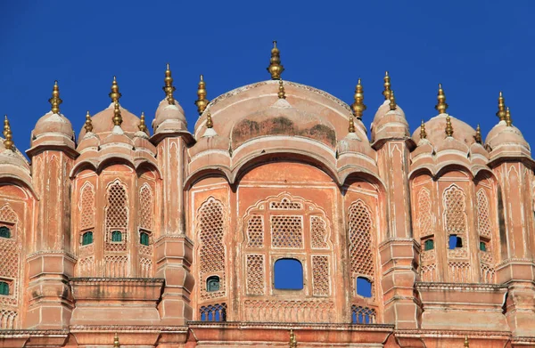 A Hawa Mahal palota ablakai, Jaipur, India — Stock Fotó