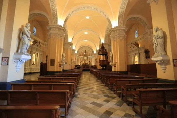 Interiors of the Cathedral of Arequipa — Stock Photo, Image