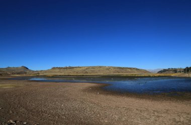 Laguna Umayo, Peru, Sillustani 'nin görkemli arkeolojik sahasının yanında.