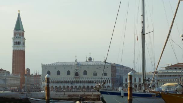 Cena na cidade de Veneza — Vídeo de Stock