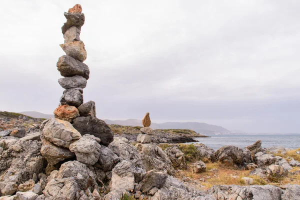Güzel deniz manzarası. Sahile Girit Adası