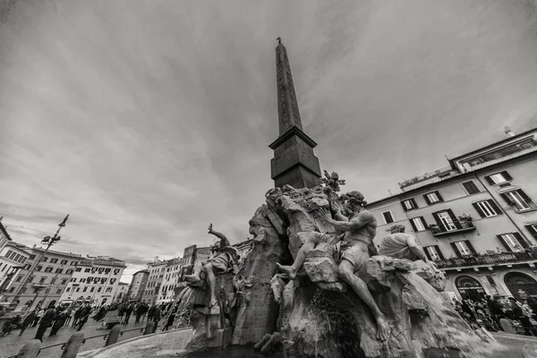 Atracciones turísticas Roma es una ciudad hermosa. Buen viaje. . — Foto de Stock