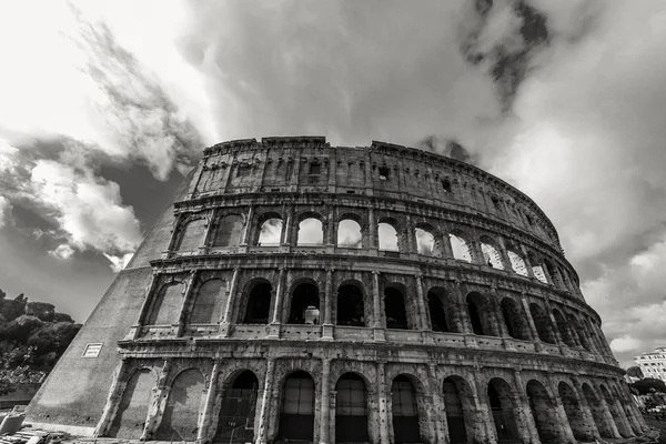 見どころがローマは美しい街です。快適な旅. — ストック写真