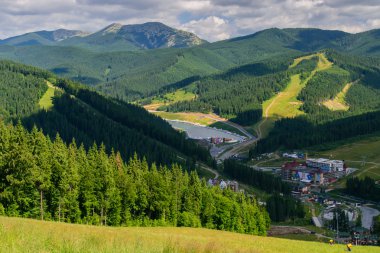 Dağlarda güzel doğa
