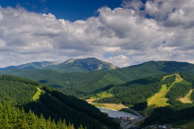 Dağlarda güzel doğa