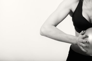 Fitness kız beyaz zemin üzerine