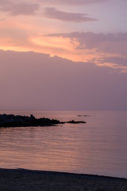 Girit sahil muhteşem günbatımı