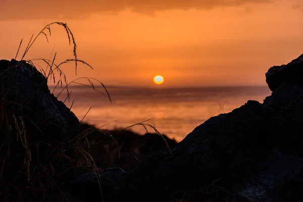 Gorgeous sunset on the coast of Crete — Stock Photo, Image