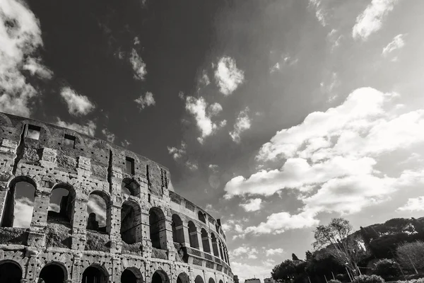 Attractions Rome is a beautiful city. Pleasant journey.