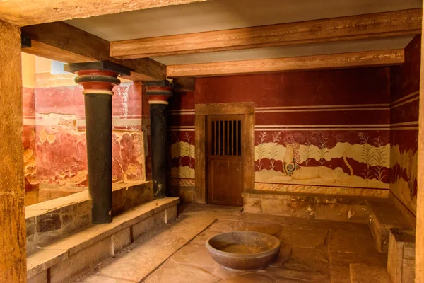 CRETE - 20 de mayo: Grecia.Los interiores del palacio minoico. Mayo — Foto de Stock