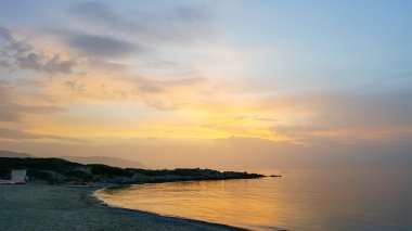 Güzel deniz manzarası. Sahile Girit Adası