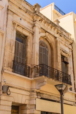 Mimari Kandiye. Güzel bir şehir.