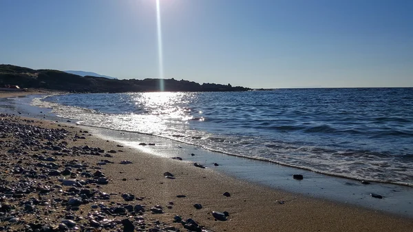 Όμορφη Θαλασσογραφία. Η ακτή του νησιού της Κρήτης — Φωτογραφία Αρχείου