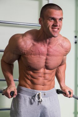 Spor serin vücut geliştirmeci