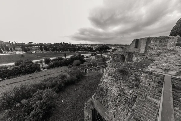 Incríveis ruínas do Fórum Romano — Fotografia de Stock
