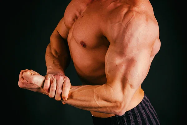Muskulös manlig kroppsdel — Stockfoto