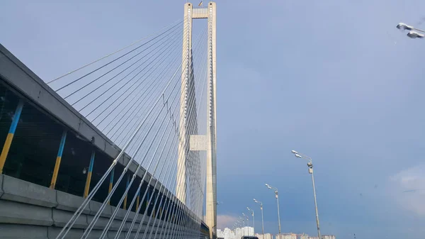 Construcción de carreteras y puentes de la ciudad . —  Fotos de Stock