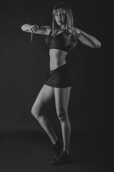 Corpo feminino bonito em roupas de treino — Fotografia de Stock