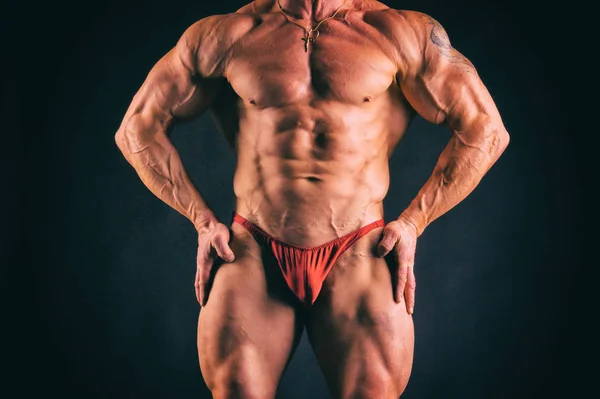Yakışıklı güç atletik erkek — Stok fotoğraf