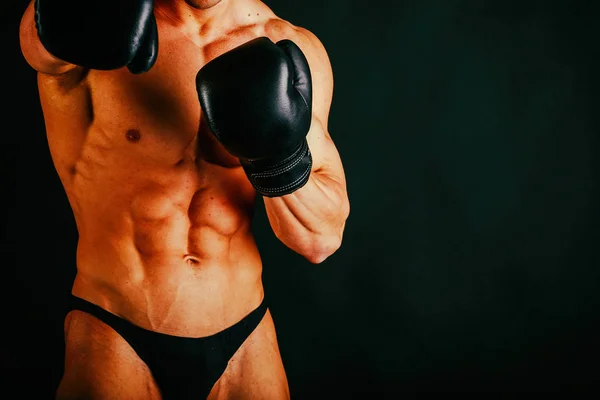 Άντρας με γάντια πυγμαχίας — Φωτογραφία Αρχείου