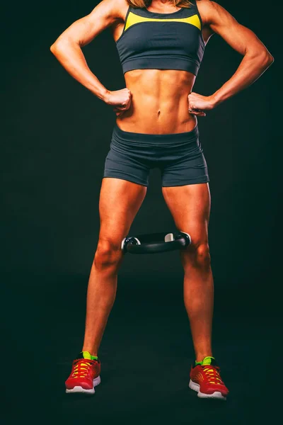 Kvinnors fitness, vacker flicka — Stockfoto