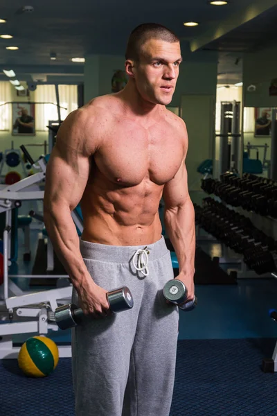 Man in fitness club — Stock Photo, Image