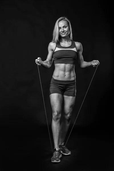 Fitness-Mädchen in Trainingskleidung — Stockfoto