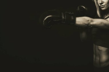 güzel spor şekil siyah bir zemin üzerine