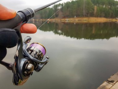 Gölde balık tutmak