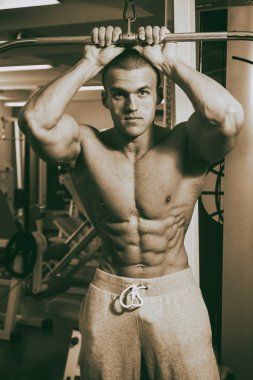 Eğitim karın kasları spor