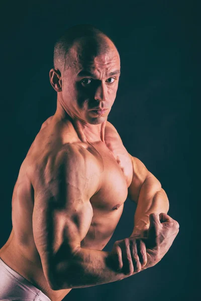 Il concetto di bodybuilding — Foto Stock