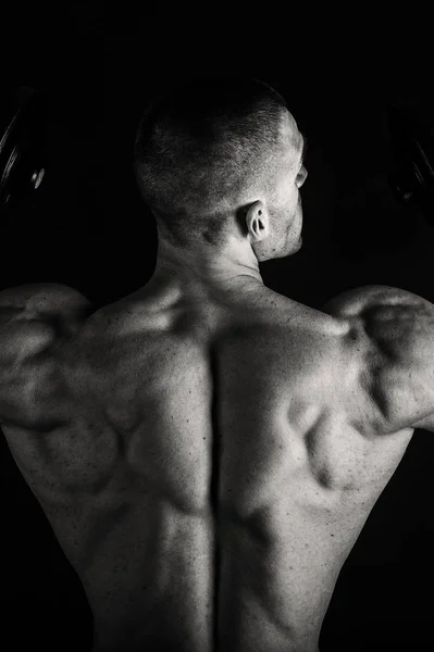 Vackra manliga kroppen bodybuilder — Stockfoto