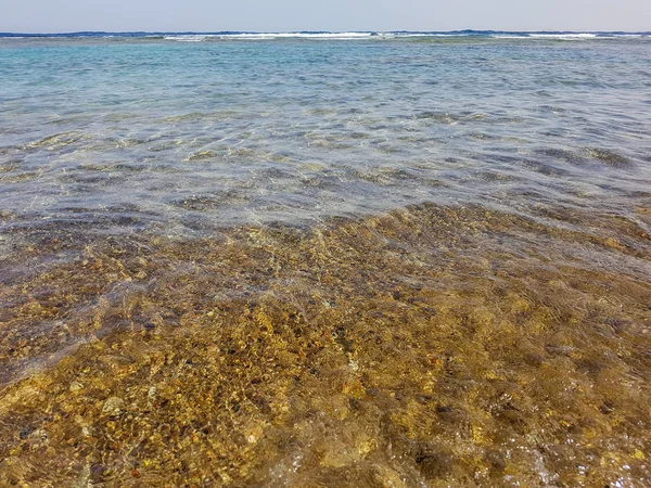 Mar bonito com cais — Fotografia de Stock