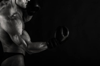 Kaslı vücut geliştirmeci organıdır