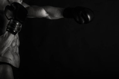 Kaslı vücut geliştirmeci organıdır