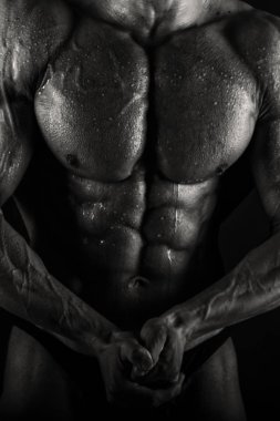 Kaslı vücut geliştirmeci organıdır