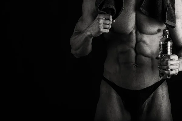 Il corpo è bodybuilder muscolare — Foto Stock