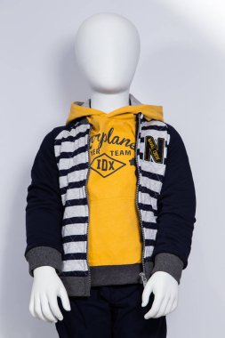 Vinnitsa, Ukrayna - Aralık 2016: Dolap childr topluluğu