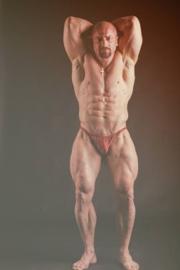 Kaslı vücut geliştirmeci organıdır