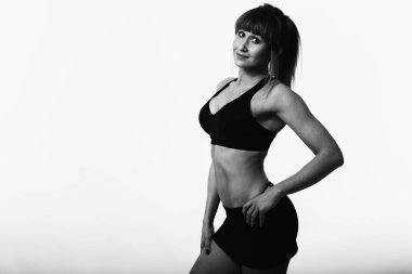 Bir kızın güzel atletik rakam