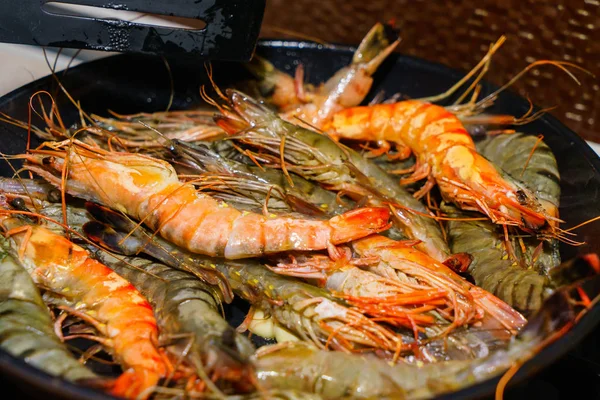 Langostinos tigre grandes, cocinar — Foto de Stock