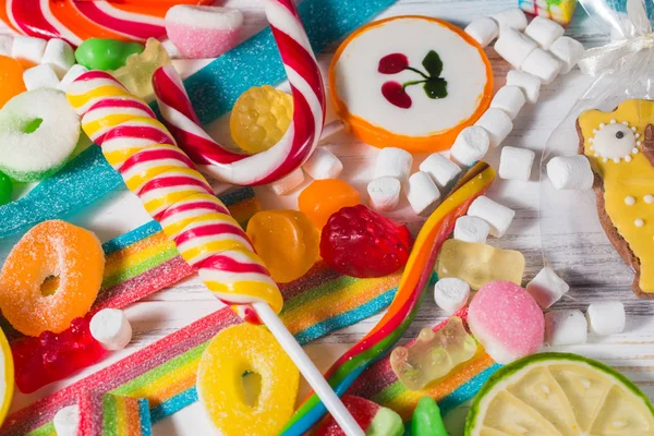 Fundo com vários doces coloridos — Fotografia de Stock