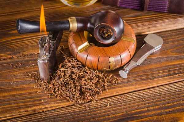 Background on the topic of smoking pipes — Stock Photo, Image