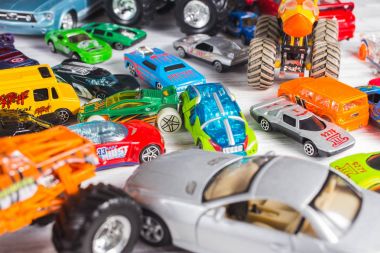 Vinnitsa, Ukrayna - 15 Ocak 2017: Birçok küçük oyuncak carsl