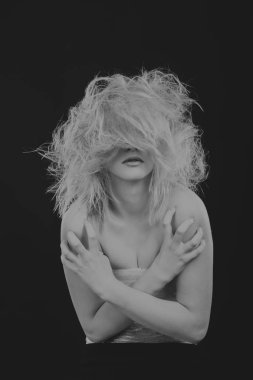 Yaratıcı makyaj ve saç