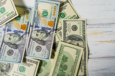 Yüz dolarlık banknotların arka planı